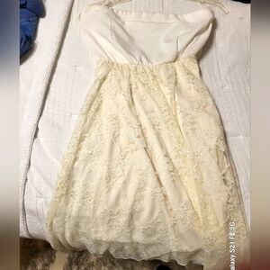 Strapless dressSz M Ivory